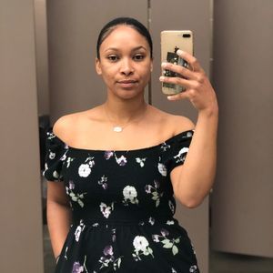 Meet your Posher, Anissa